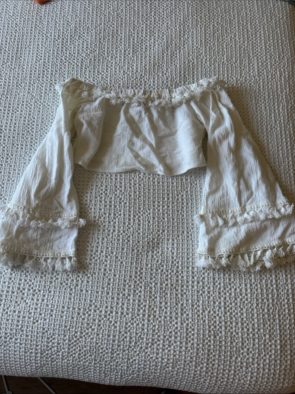 Skylar + Madison Off-Shoulder White Cropped Top - Picture 3 of 3